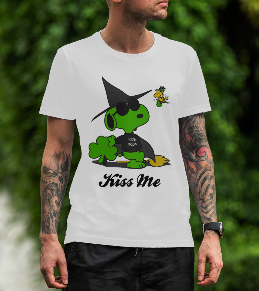 Snoopy Kiss Me 100% Irish St Patrick's Day Wizard Woodstock T-Shirt