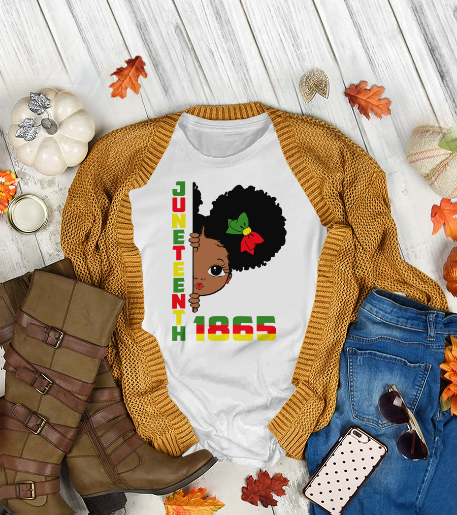 Juneteenth 1865 Celebrating Freedom with Little Girl in Red Green Yellow Bow Afro T-Shirt