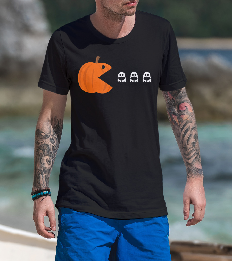 Pac-Man Pumpkin Eating Ghosts Funny Halloween Men's T-Shirt