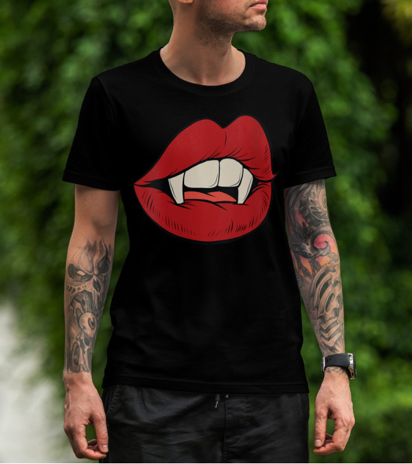 Women Vampire Kiss Halloween Rock Punk Goth Lips Fangs T-Shirt