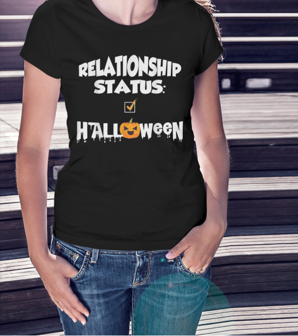 Relationship Status Halloween Pumpkin Checkmark T-Shirt