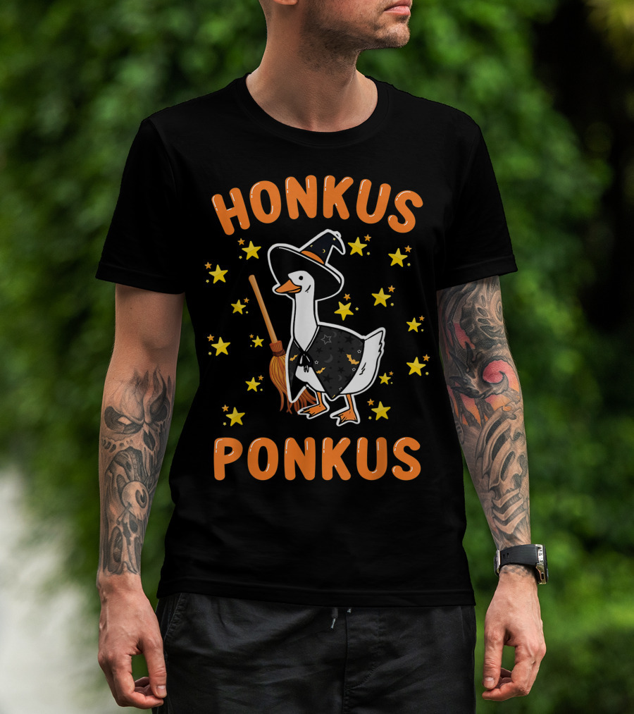 Honkus Ponkus Witch Goose Halloween Magic Stars Broom T-Shirt