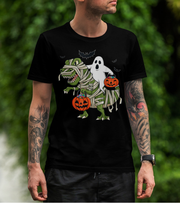 Halloween Ghost Riding Mummy Dinosaur With Pumpkins And Bats T-Shirt