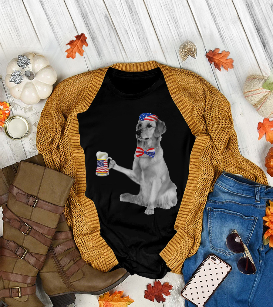 Golden Retriever with American Flag Accessories Holding Beer Mug T-Shirt