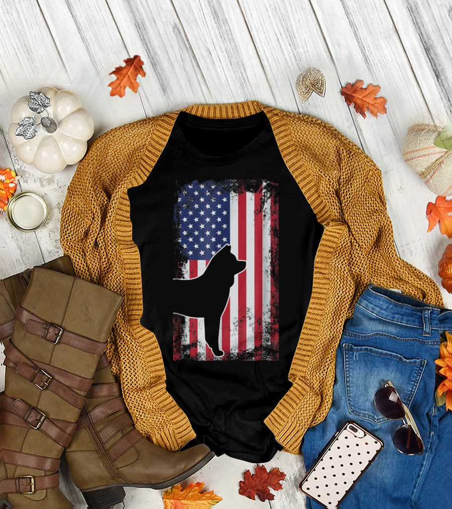 Akita Silhouette American Flag USA Patriotic T-Shirt