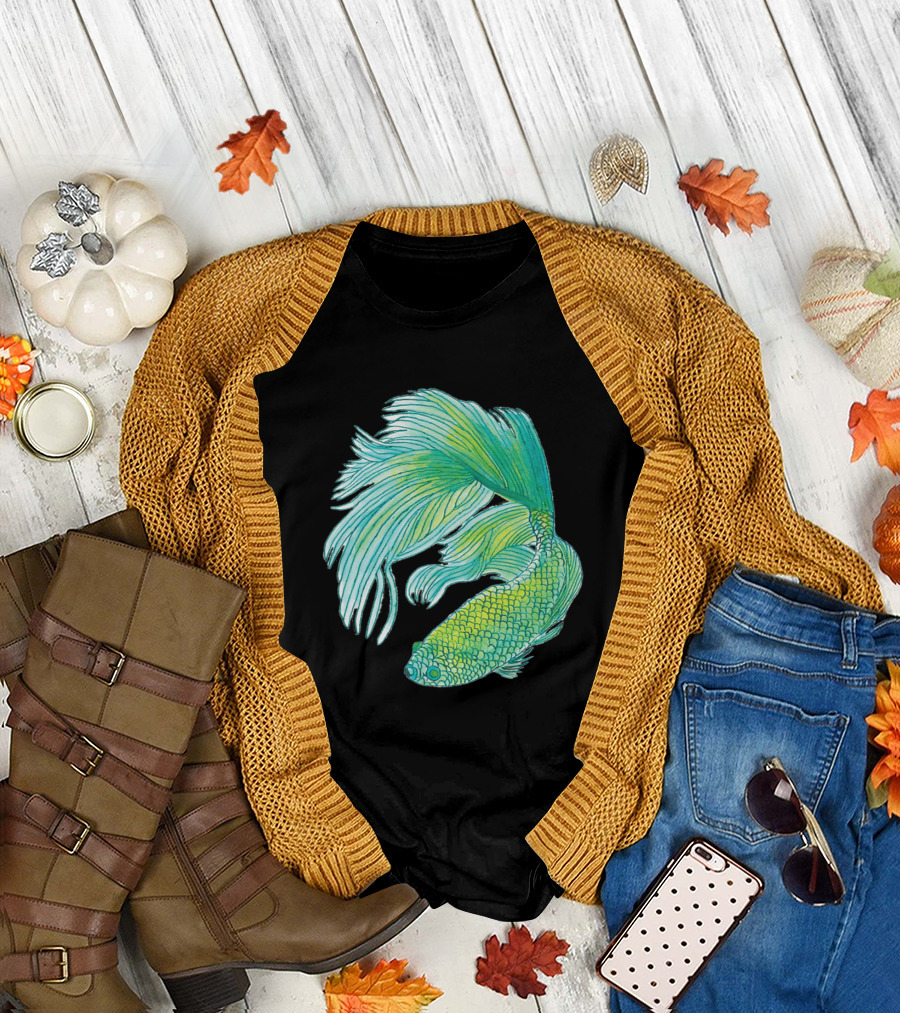 I Love a Green Betta Fish Vibrant Aquatic T-Shirt