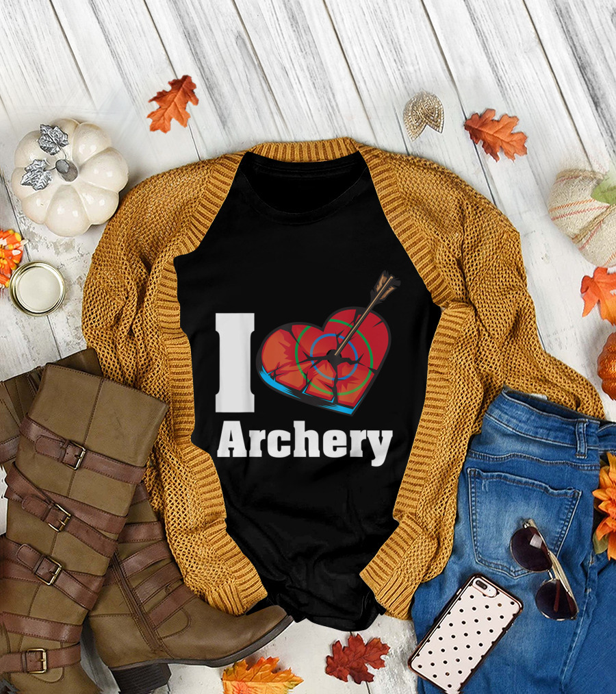 I Love Archery Heart Target with Arrow in Funny Bow T-Shirt