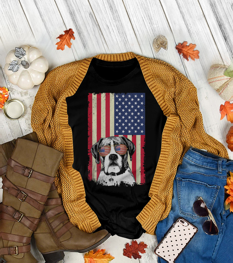 Vintage Boxer Dog with American Flag Sunglasses and Stars and Stripes Background T-Shirt