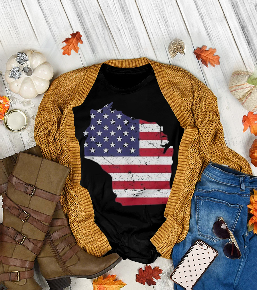 Wisconsin Map American Flag T-Shirt