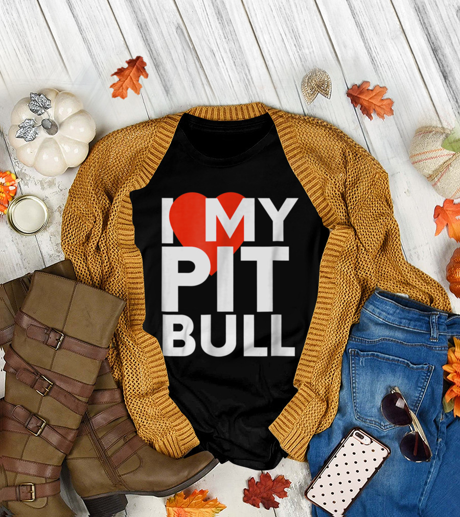 I Heart My Pit Bull T-Shirt