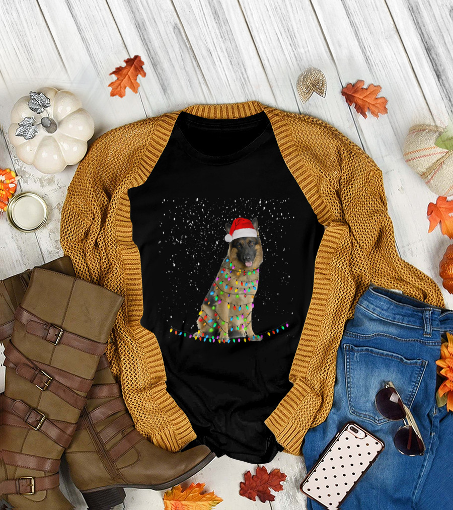 Funny Merry German Shepherd Christmas Lights Snowflakes Holiday Santa Hat T-Shirt