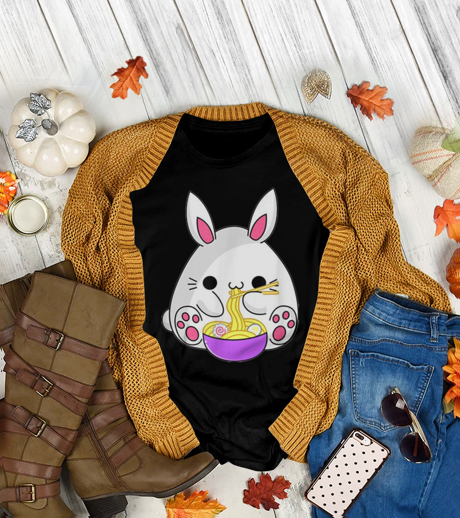 Kawaii Japanese Anime Rabbit Eating Ramen Noodles T-Shirt