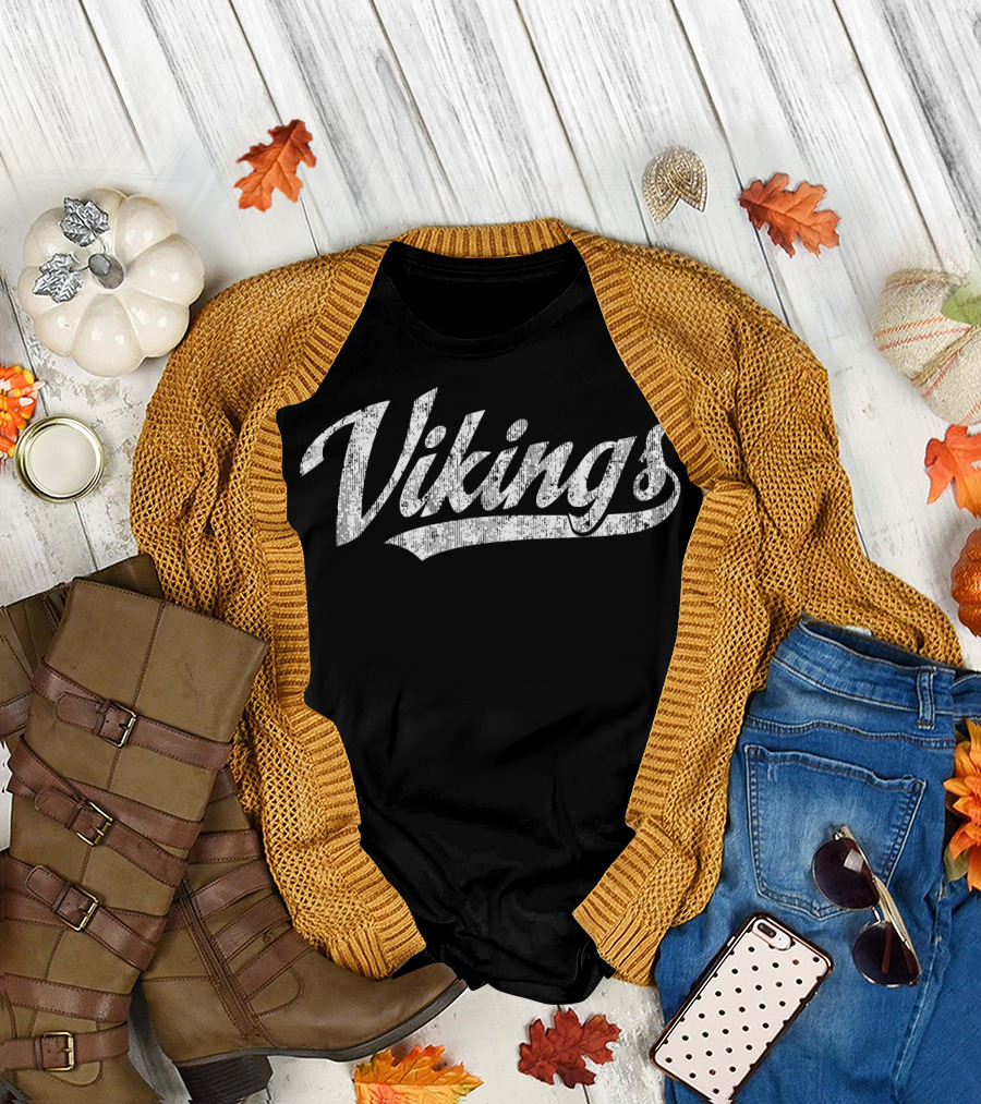 Vikings Vintage Sports Mascot Retro T-Shirt