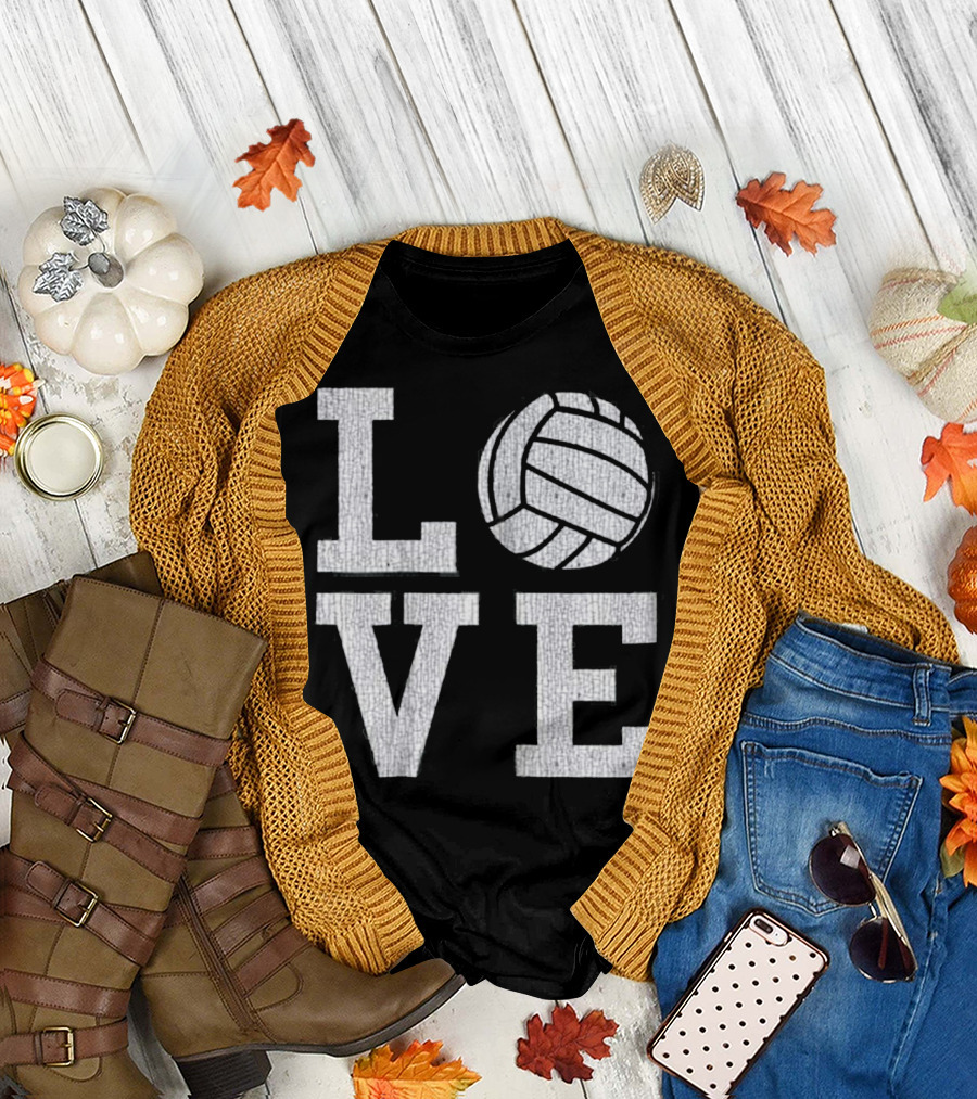 Volleyball Lover Team Players Girls Love Gift D T-Shirt