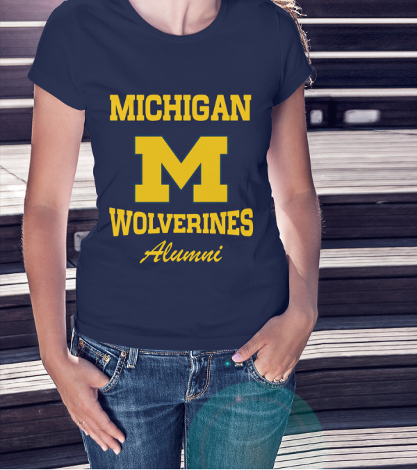 MICHIGAN WOLVERINES ALUMNI T-Shirt