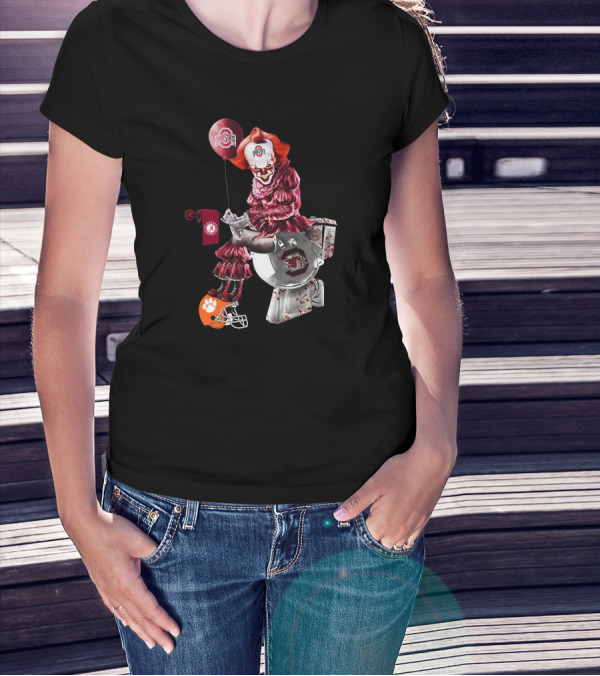 Ohio State Pennywise Holding Alabama And Clemson Helmets T-Shirt