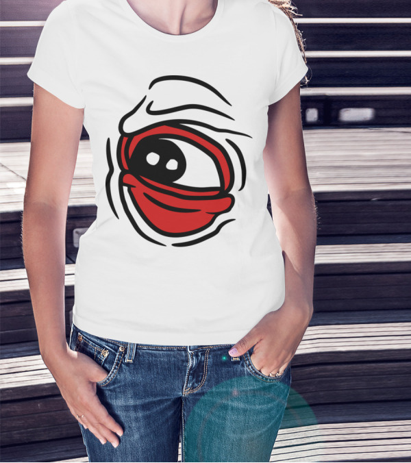 Big Giant Creepy Monster Eye Halloween Horror T-Shirt