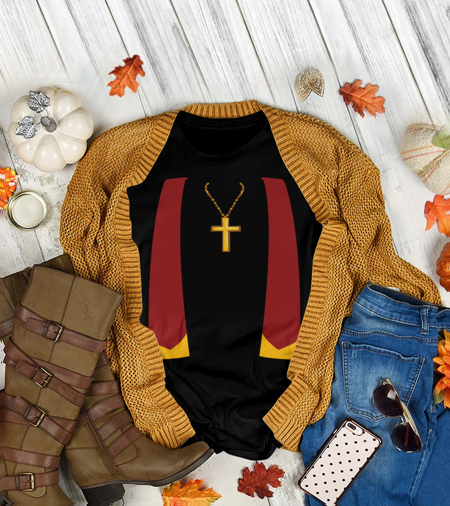 Prayer Robe Clergy Cross Necklace Priest Exorcist Exorcism T-Shirt