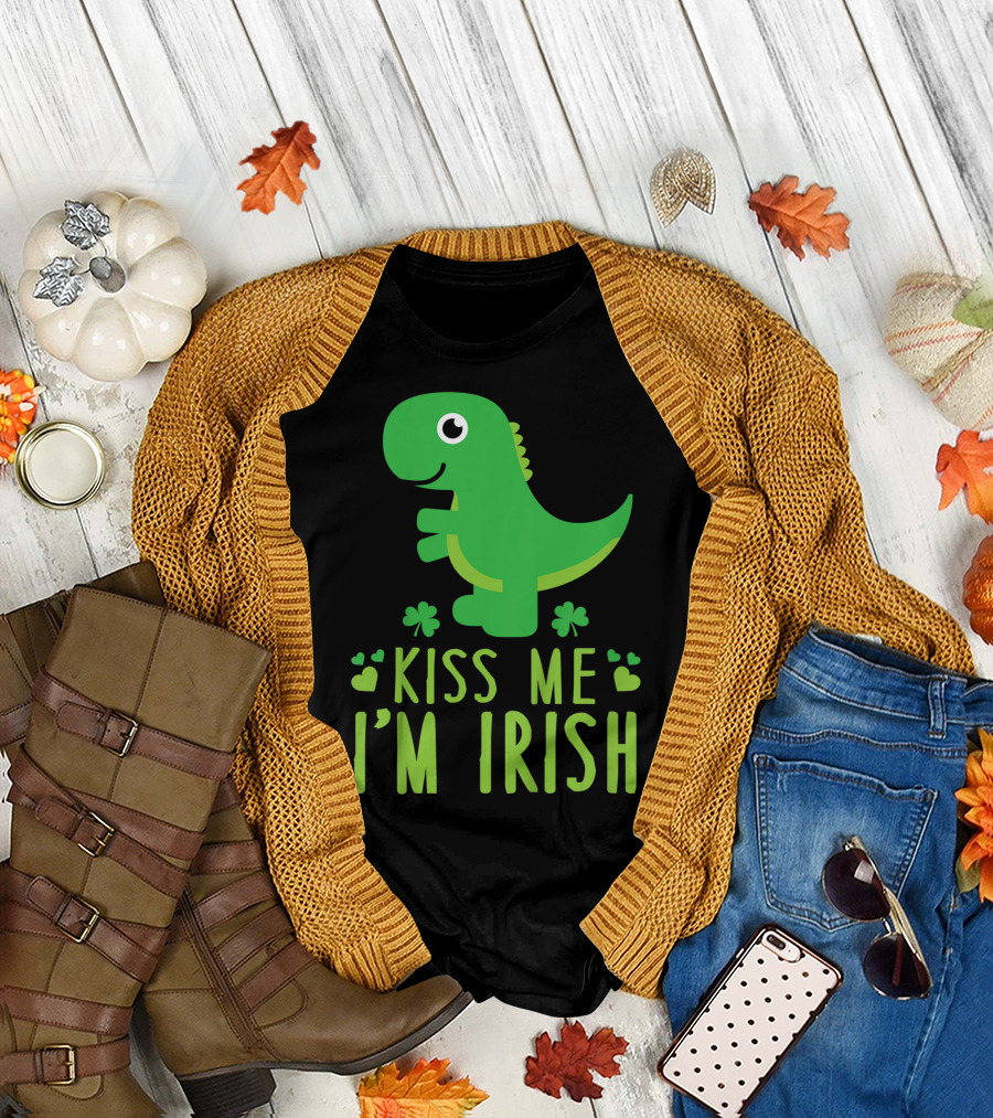 Kids Kiss Me I'm Irish Dinosaur St Patrick's Day T-Shirt