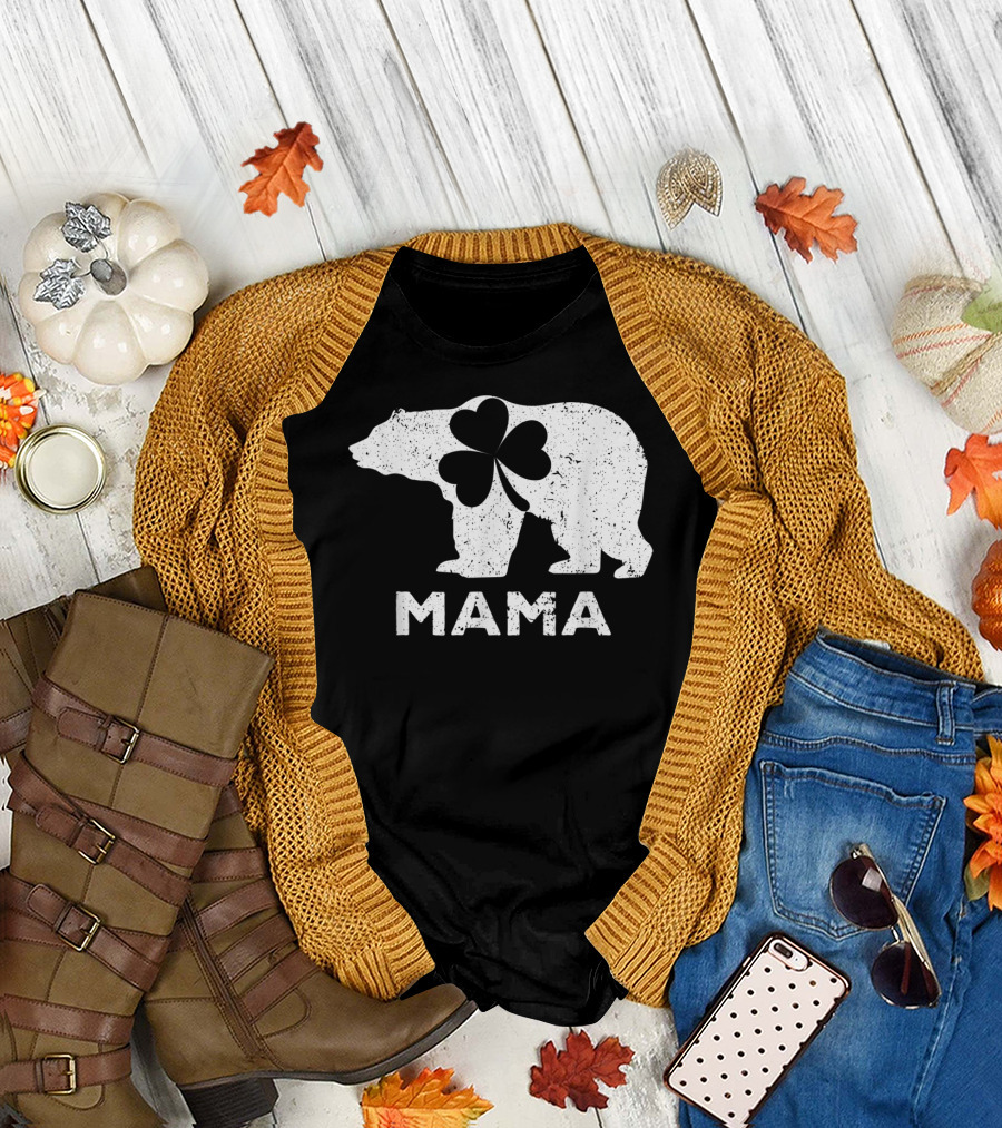 Mama Bear Shamrock St Patrick's Day T-Shirt
