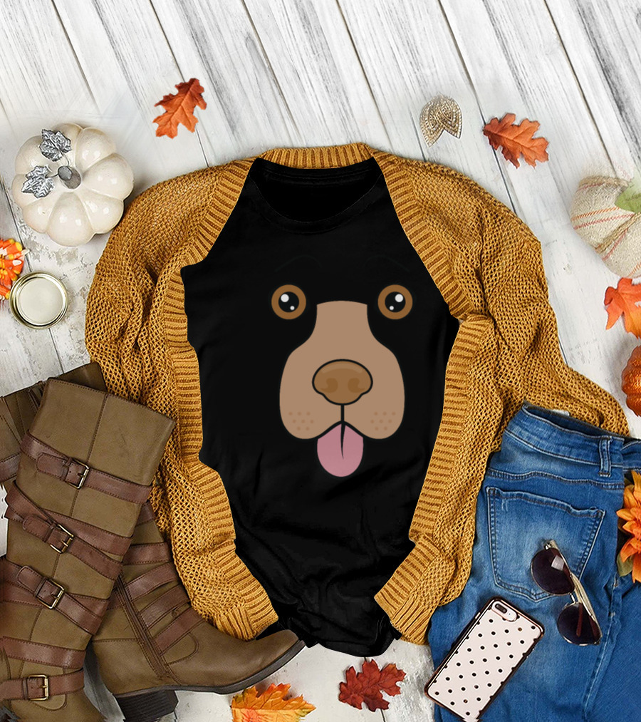 Labrador Face Illustration with Tongue Out T-Shirt
