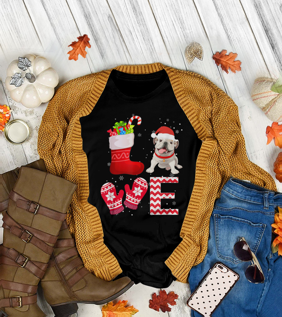 Christmas English Bulldog Lover Santa Hat Stocking Mittens Snowflakes T-Shirt