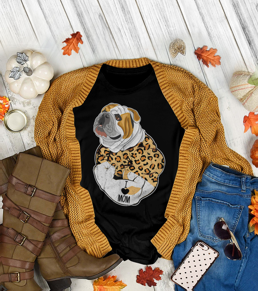 Funny Leopard English Bulldog I Love Mom T-Shirt