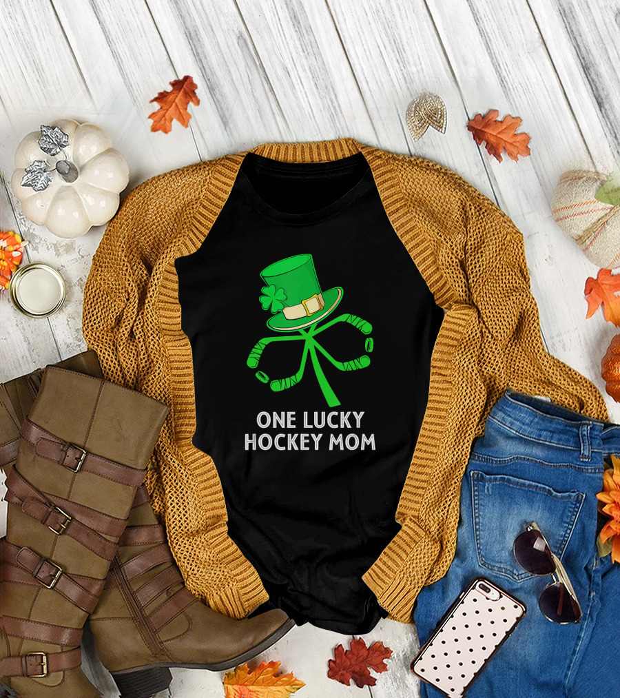 One Lucky Hockey Mom St. Patrick's Day Irish Hockey Shamrock Hat T-Shirt