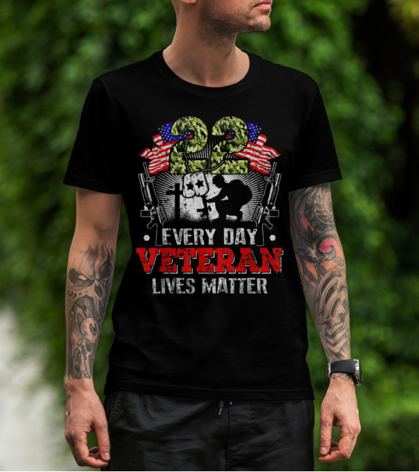 22 Every Day Veteran Lives Matter Soldier PTSD Awareness T-Shirt