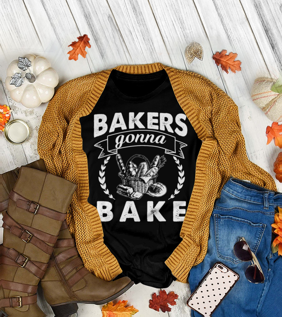 Bakers Gonna Bake Bread Basket Wreath Fun T-Shirt