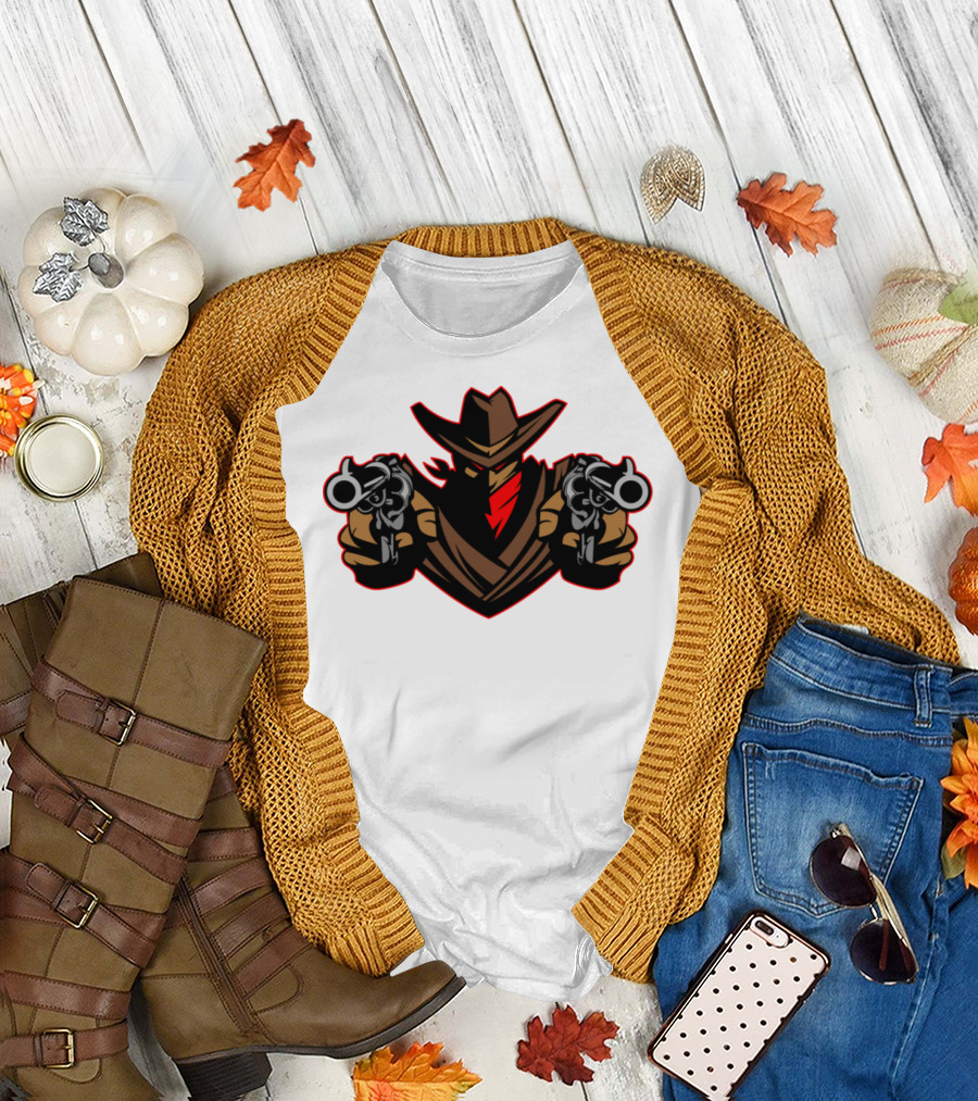 Outlaw Duelist Red Cowboy Gunslinger T-Shirt