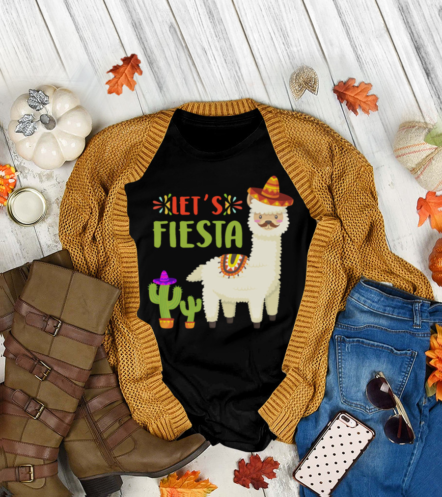 Let's Fiesta Cute Llama Mexican Cactus Sombrero Cinco De Mayo T-Shirt
