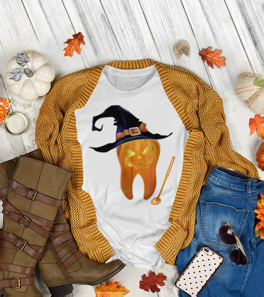 Jack-O'-Lantern Tooth Wearing Witch Hat with Dental Tool T-Shirt