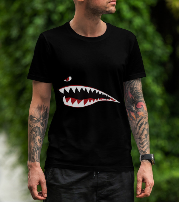 Shark Teeth Nose Art WWII Military Fighter Plane Icon Red Black White T-Shirt