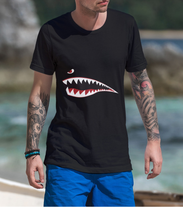 Shark Teeth Nose Art WWII Military Fighter Plane Icon Red Black White T-Shirt
