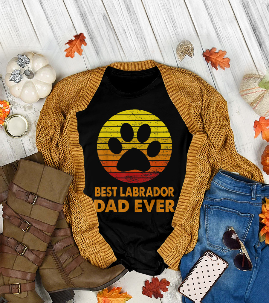 Best Labrador Dad Ever Vintage Paw Prints T-Shirt