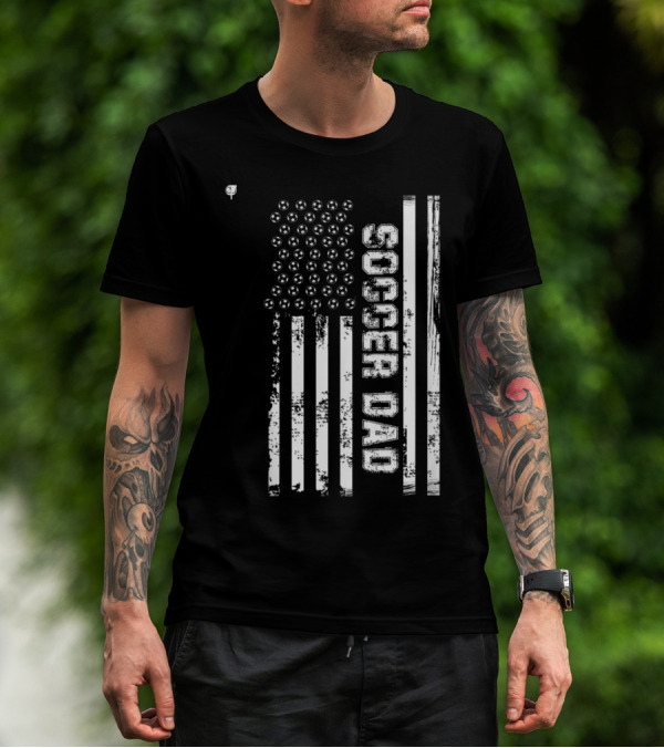 Soccer Dad Vintage American Flag With Soccer Balls USA T-Shirt