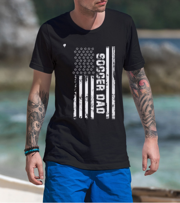 Soccer Dad Vintage American Flag With Soccer Balls USA T-Shirt