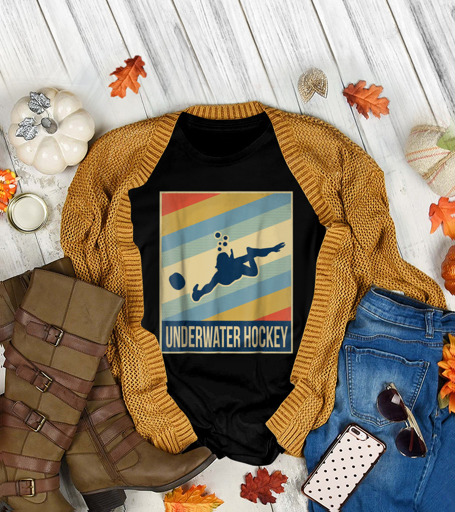 Underwater Hockey Vintage Diver Silhouette Retro Stripes T-Shirt