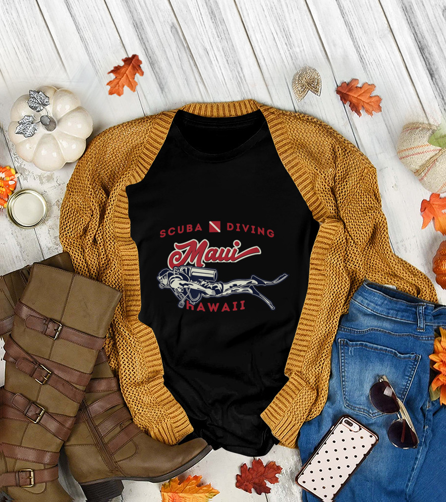 Maui Hawaii Scuba Diving Explore Adventure with Diver T-Shirt