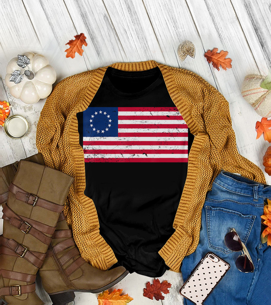 Distressed Vintage Betsy Ross American Flag with Circular Stars T-Shirt