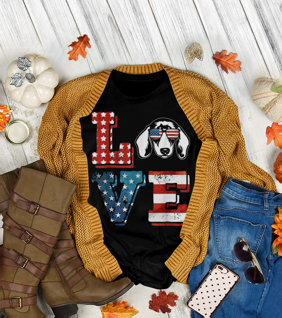 Love Dachshund in American Flag Colors with Patriotic Sunglasses T-Shirt