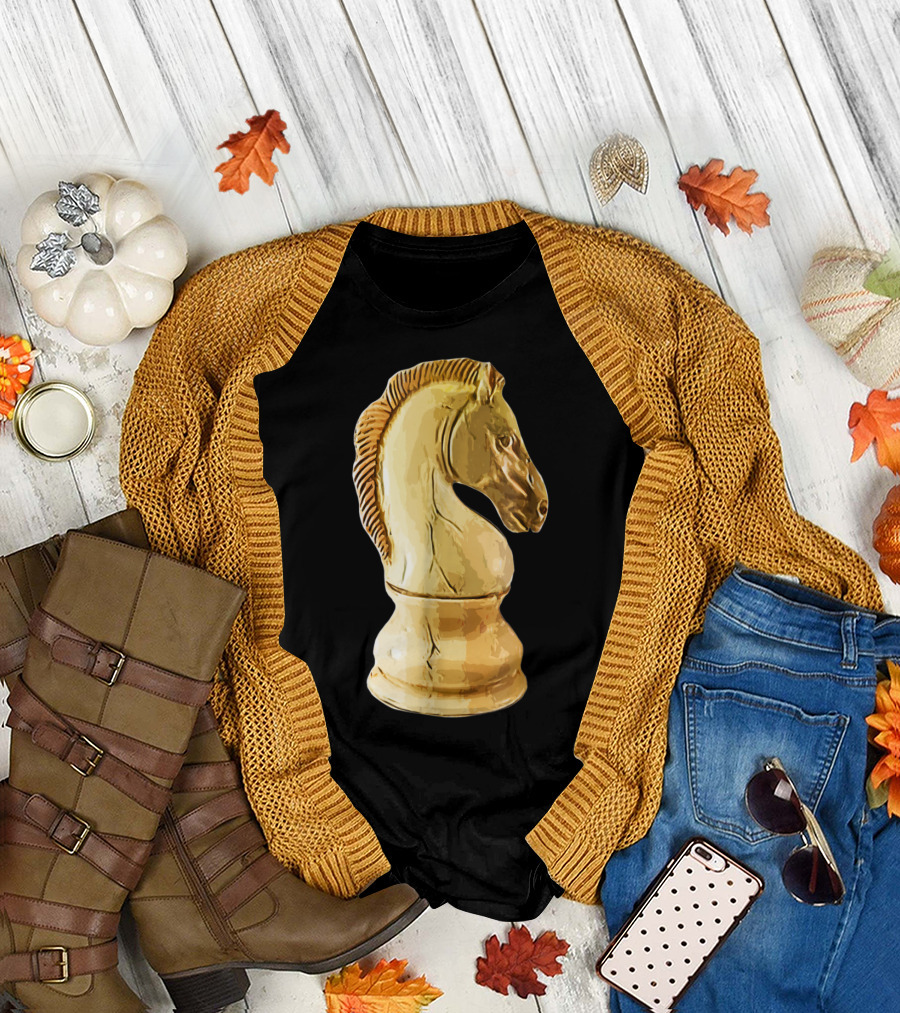Ivory Wood Chess Knight Piece Design Brown Horsehead Carving T-Shirt
