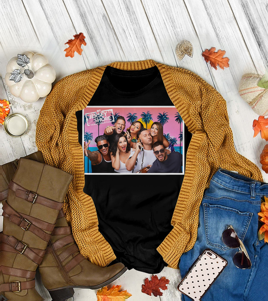 Jersey Shore Family Vacation MTV Cast Palm Trees Background T-Shirt
