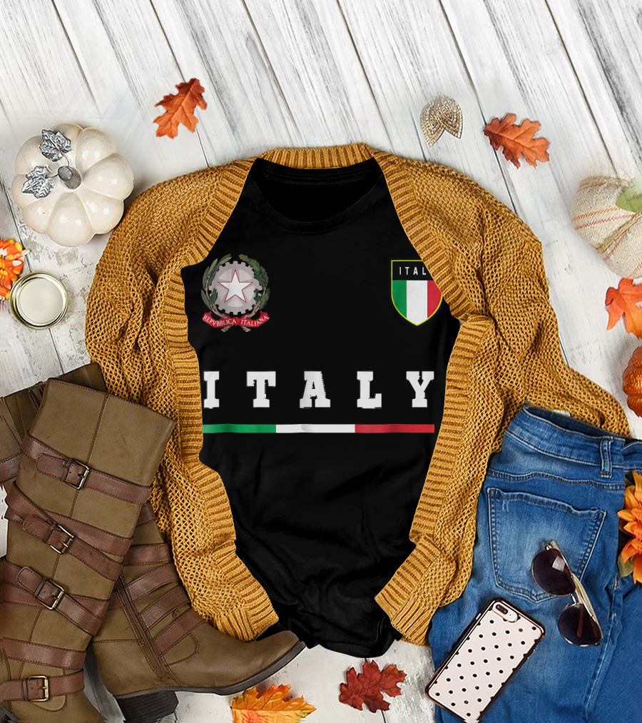 Italy Repubblica Italiana Emblem Soccer Flag T-Shirt
