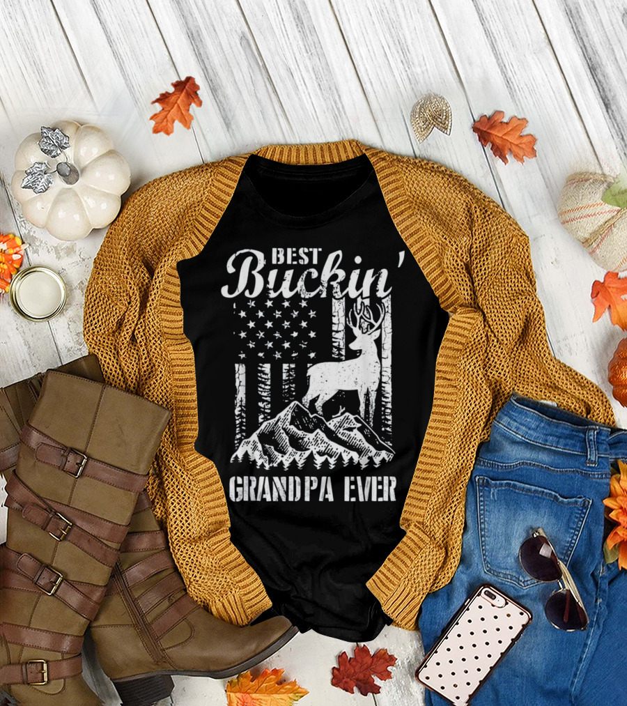 Best Buckin' Grandpa Ever American Flag Deer Hunting T-Shirt