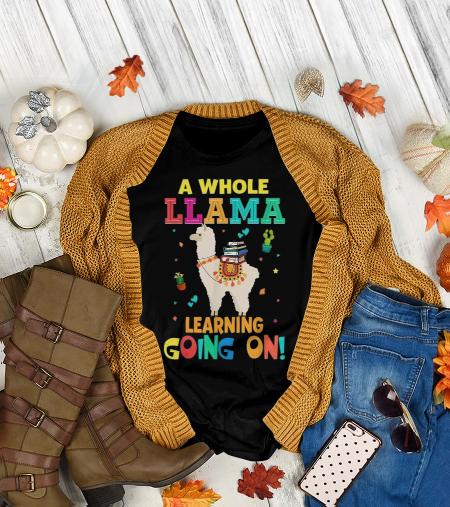 A Whole Llama Learning Going On with Books and Cactus for Teachers T-Shirt
