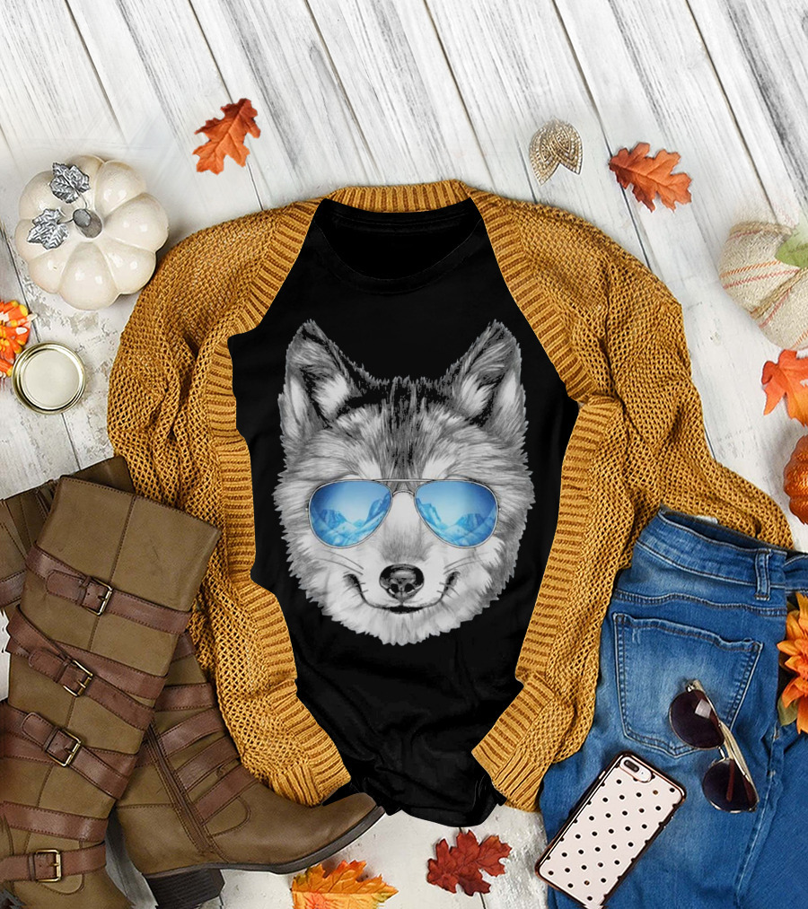 Cool Wolf Face Wearing Sunglasses with Mountain Reflection T-Shirt
