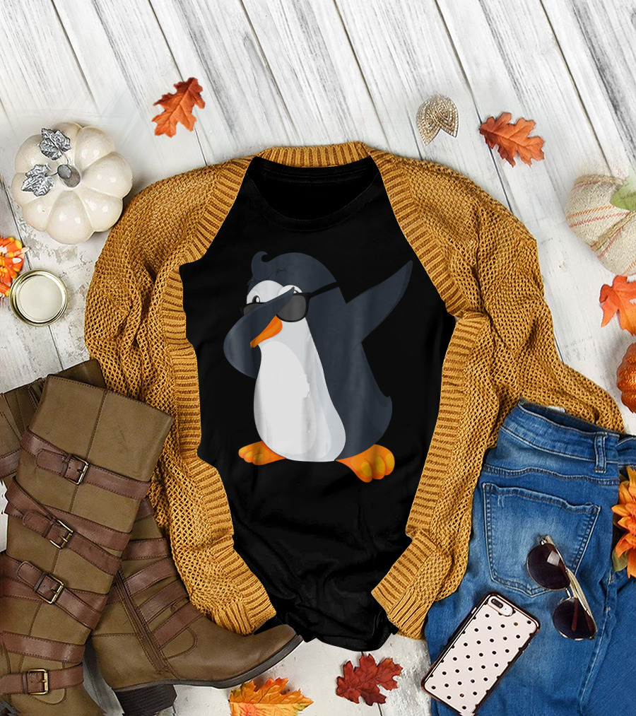 Funny Dabbing Penguin Cute Pengu with Sunglasses T-Shirt