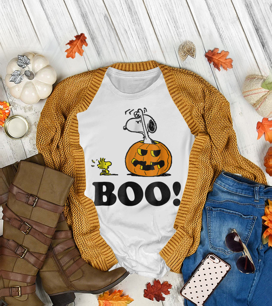 Peanuts Halloween Snoopy Woodstock BOO Pumpkin T-Shirt